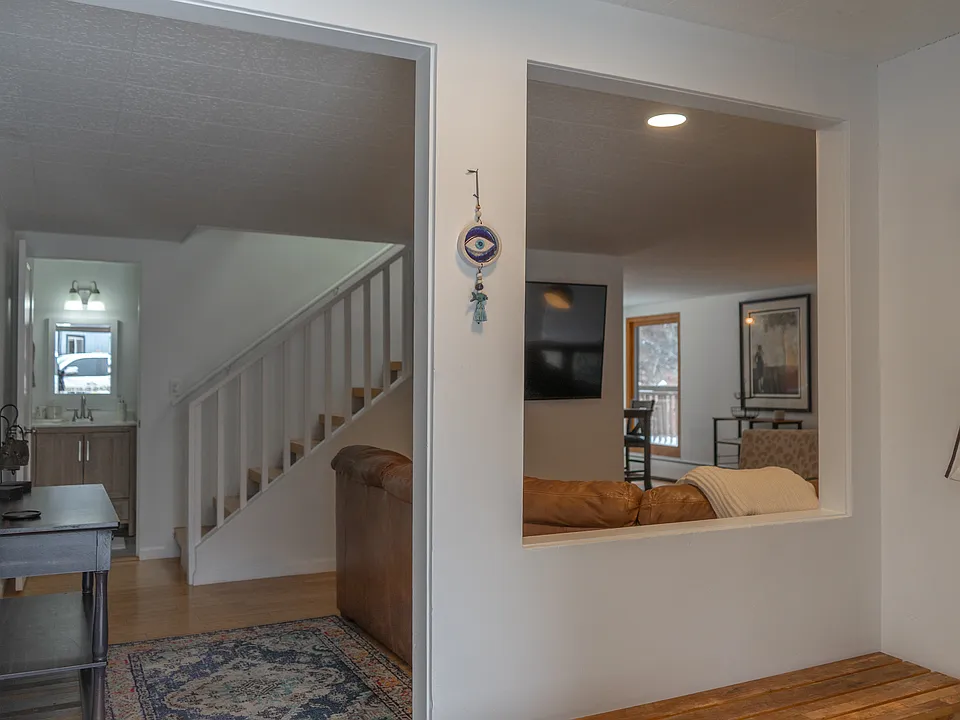 1501 Maroon Creek Rd