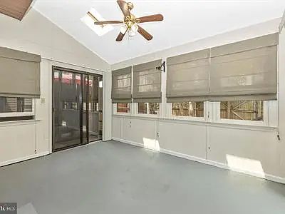 3rd image of 17524 Hoskinson Rd