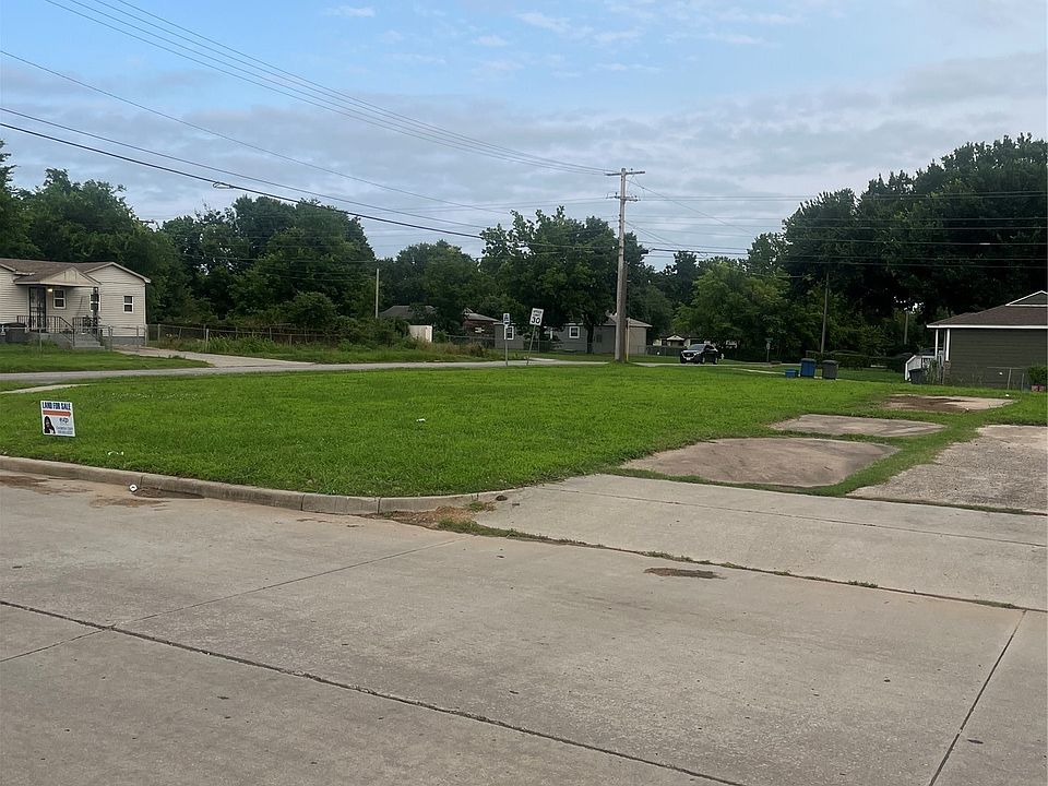 2nd image of E 51st Pl N