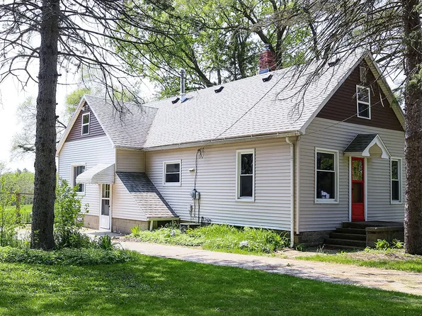 3057 Vincent Rd, North Street, MI 48049