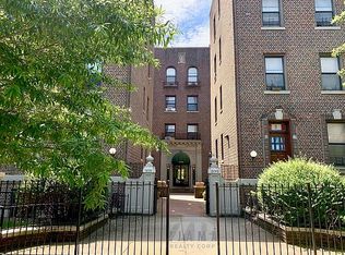 392 Saint Johns Pl APT 4G, Brooklyn, NY 11238