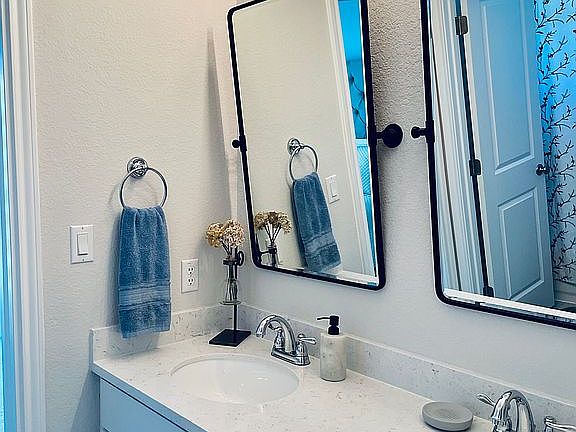 Jack and skill bathroom 