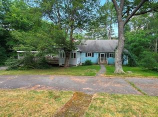 61 Meadowbrook Rd, Carlisle, MA 01741