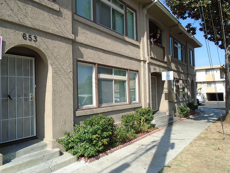 1st image of 653 Almond Ave