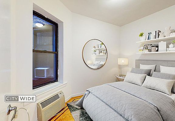 3rd image of 441 W 51st St APT 4W