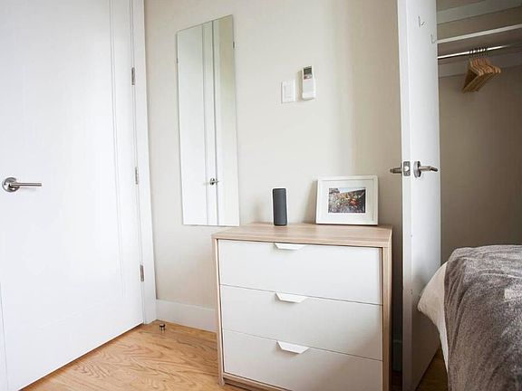 3rd image of 189 Johnson Ave #2BB