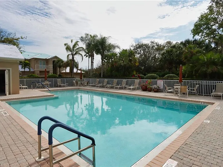 9616 Cypress Hammock Cir #201 — Photo 35