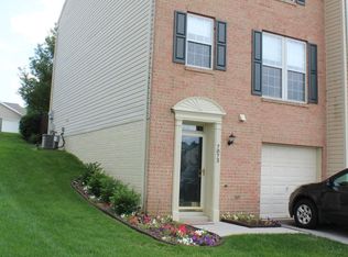 7073 S Sentinel Ln, York, PA 17403