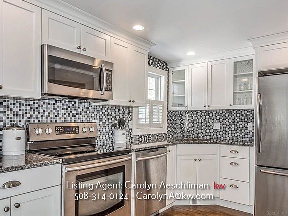 5th image of 52 Carroll Ct