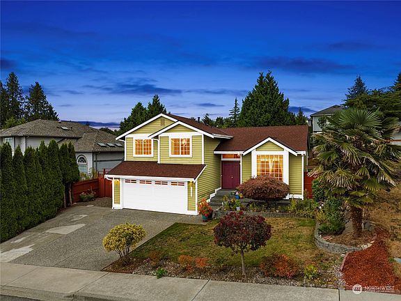 2nd image of 6903 75th Drive NE