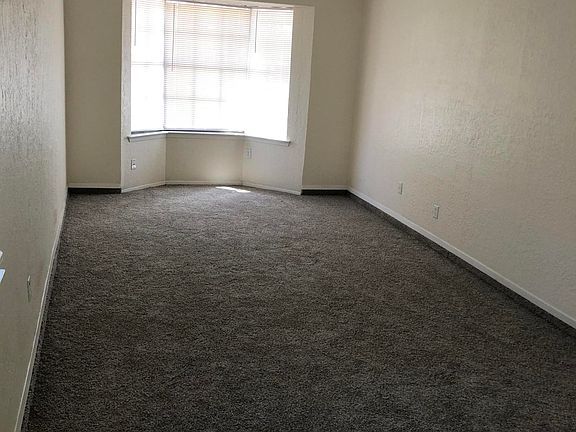 5th image of 649 Milo Dr