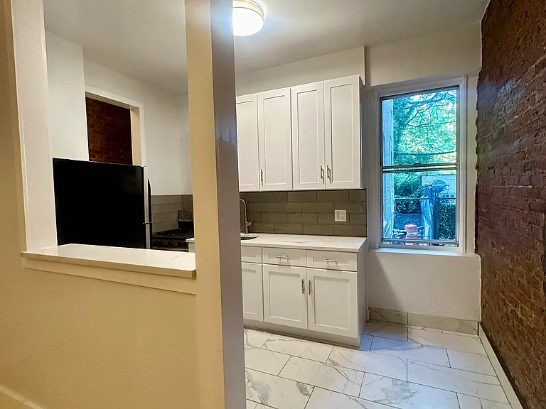 611 Flatbush Ave #1B — Photo 3