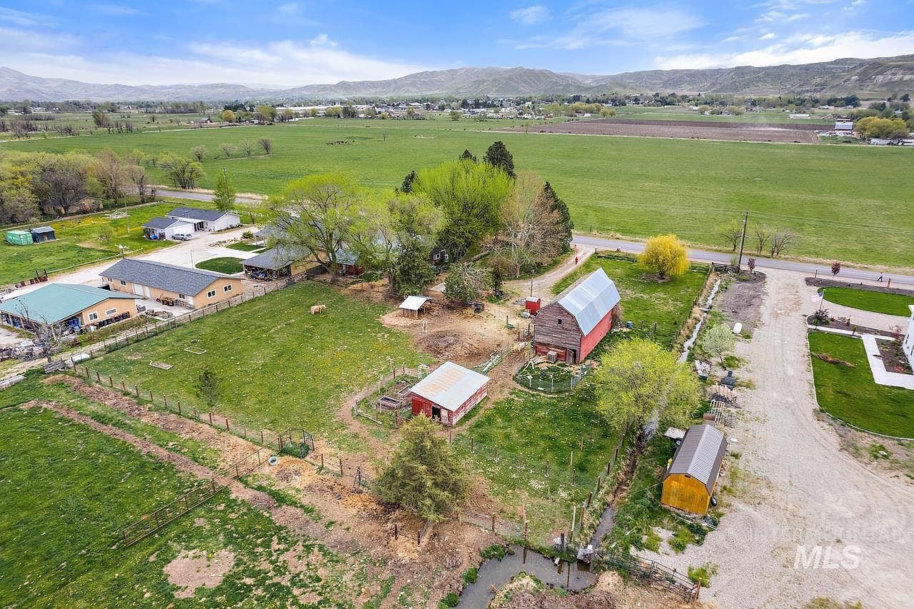 2525 S Johns Ave, Emmett, ID 83617 | Zillow