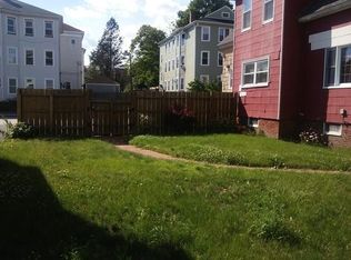 28 S Stowell St, Worcester, MA 01604