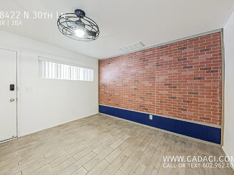 18422 N 30th Ln — Photo 32