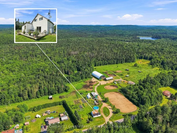 239 Lake Rd E, Hastings Highlands, ON K0L 2S0
