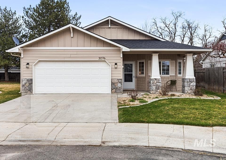 1st image of 3076 N Penny Royal Pl