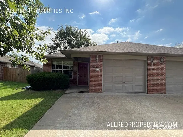 2725 Ponchartrain St #B — Photo 1