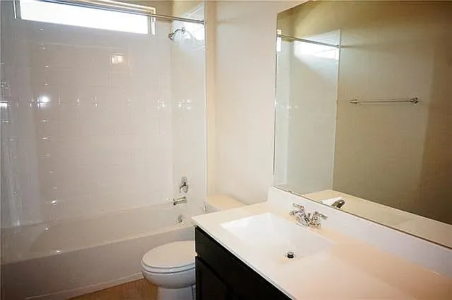 2449 Lyla Ln — Photo 15