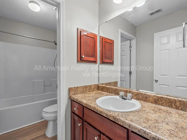 203 Citadel Ln — Photo 18
