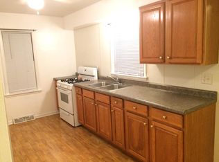6838 Waveland Ave, Hammond, IN 46323