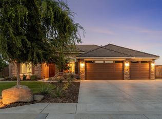 2659 Meadow View Rd, Hanford, CA 93230