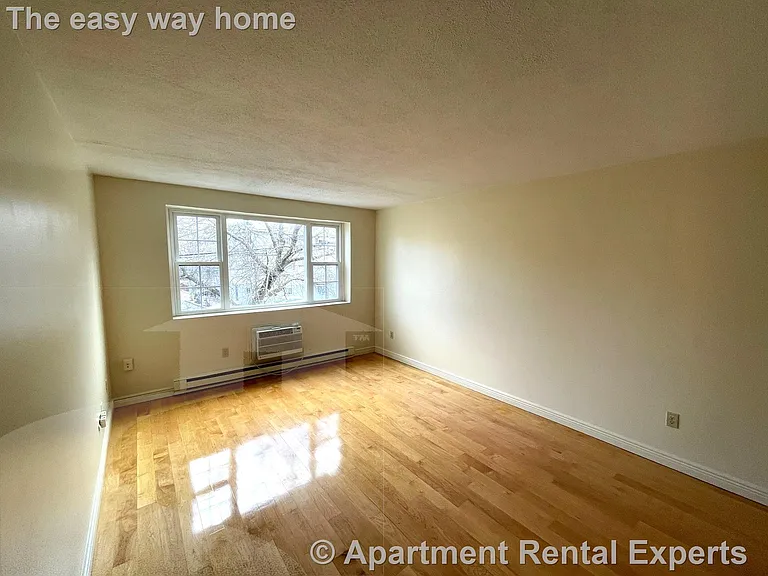 21 Franklin St #3 — Photo 9