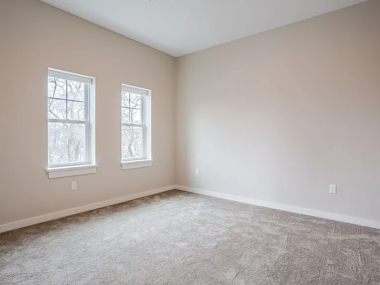 Fallview on Main- 186 Main Street — Photo 67