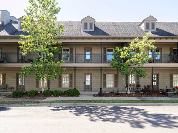 2385 Village Center St, Hoover, AL 35226