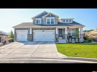 805 W Moss Springs Cv, South Jordan, UT 84095