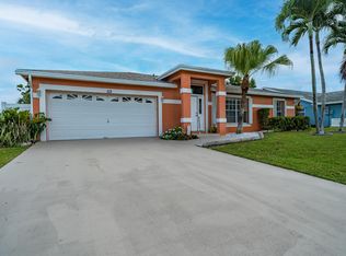 113 Madrid St, Royal Palm Beach, FL 33411