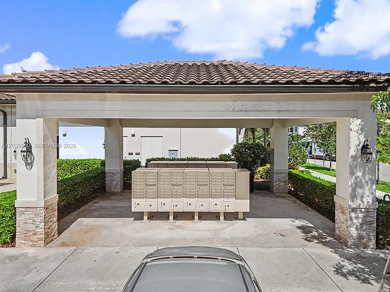 11296 SW 254th Ter — Photo 36
