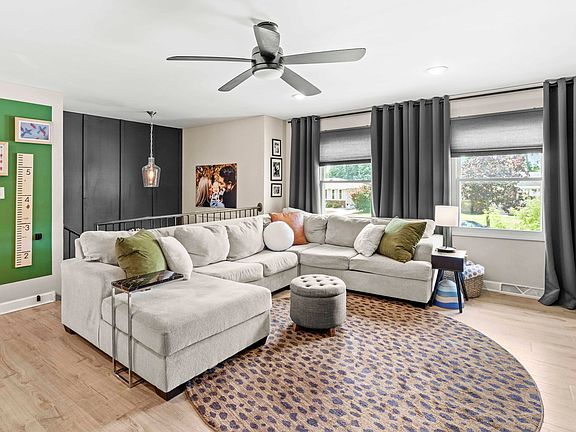 5th image of 533 Northgate Dr