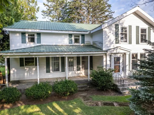 206 Elk St, Springville, NY 14141