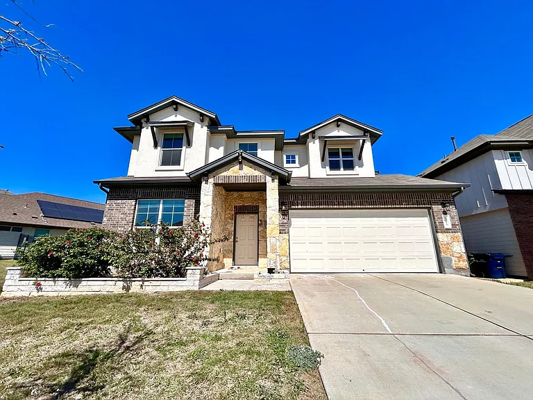 445 Arrowhead Vine St — Photo 1
