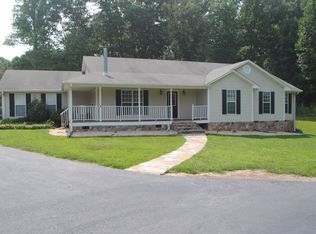 62 Lynn Myles Path, Cleveland, GA 30528