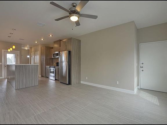 2nd image of 410 Thorn Ave APT 12