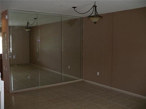 4th image of 8387 SW 29th St #104