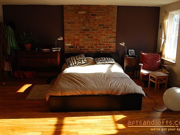 5th image of 153 Columbia St APT 3