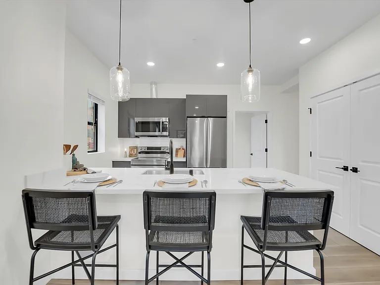 The Meadowlark Apartments — Photo 27