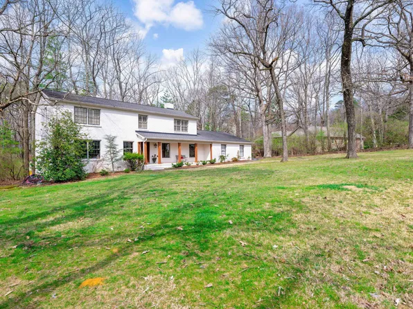 91 Carriage Hl, Signal Mountain, TN 37377