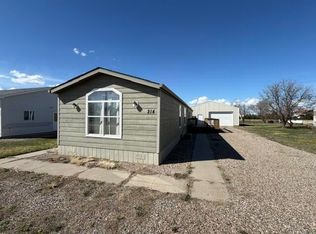 214 Linnell St, Pierre, SD 57501