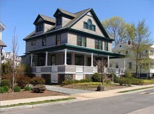 105 Main St, Stonington, CT 06378