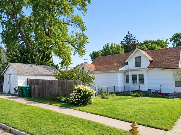 506 E 3rd St, Mishawaka, IN 46544