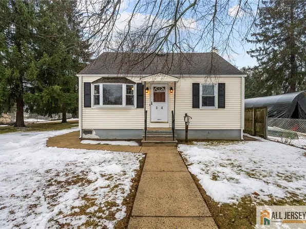 34 River St, Spotswood, NJ 08884