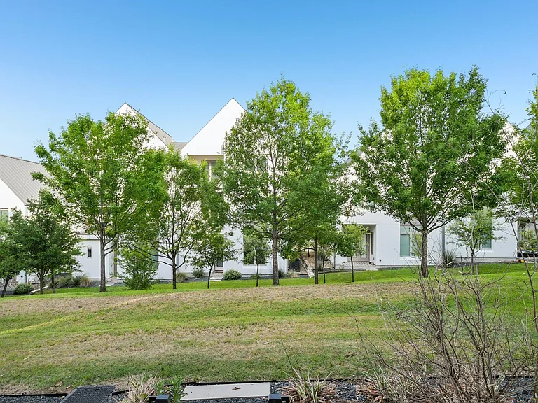 2518 Watkins Way — Photo 25