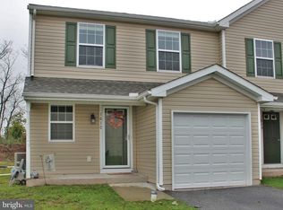 1610 Matthew Dr, York, PA 17404