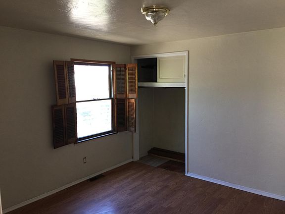 5th image of 4784 Filipo St