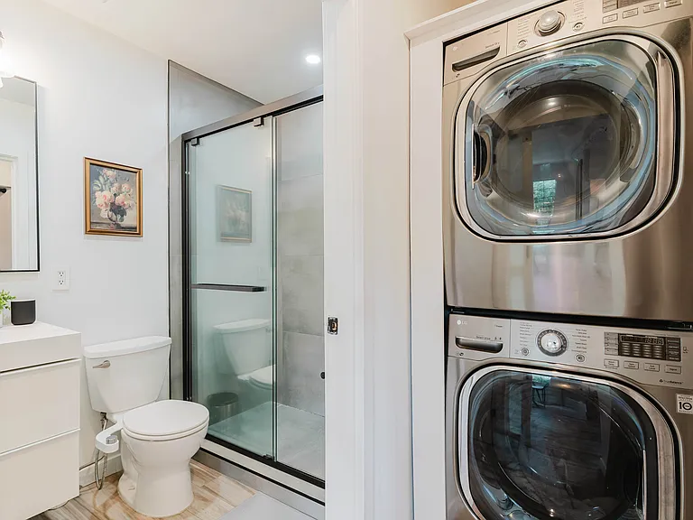 3605 Kelton Ave — Photo 5