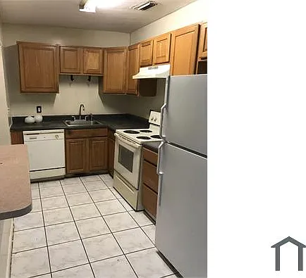 4 bed, $2,301 — Photo 4